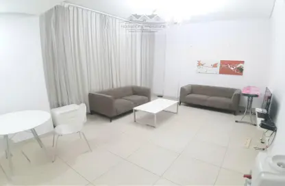 صورة لـ غرفة المعيشة / غرفة الطعام شقة - غرفة نوم - 2 حمامات للايجار في أم الحصم - المنامة - محافظة العاصمة ، صورة رقم 1