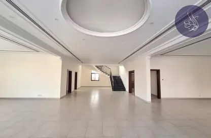 Villa - 5 Bedrooms - 5 Bathrooms for rent in Saar - Northern Governorate