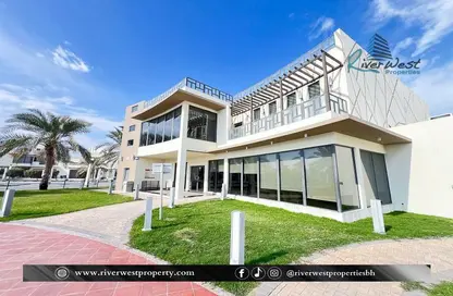 Townhouse - 3 Bedrooms - 4 Bathrooms for rent in Al Areen Development - Zallaq - Southern Governorate