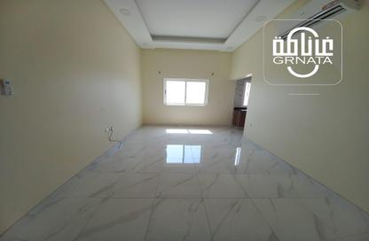 Apartment - 2 Bedrooms - 2 Bathrooms for rent in Jeblat Hebshi - Northern Governorate
