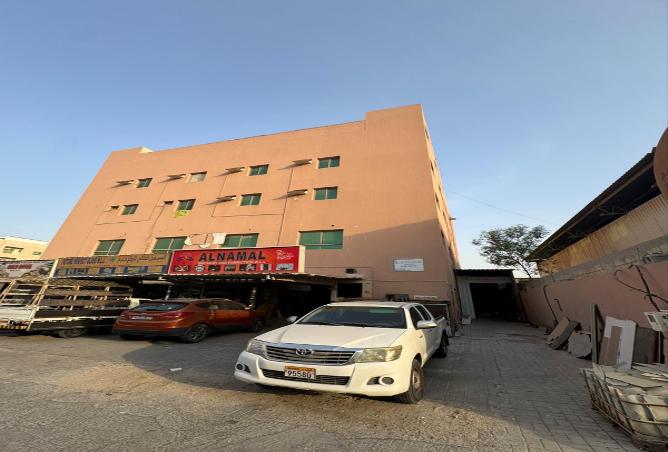 983982 - Property Main Image