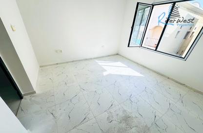 عمارة بالكامل - استوديو - 2 حمامات للايجار في السلمانية - المنامة - محافظة العاصمة