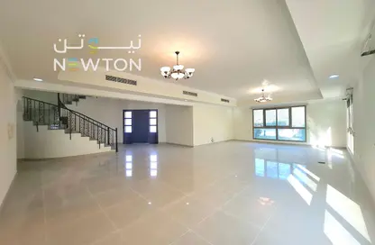 Villa - 4 Bedrooms - 5 Bathrooms for rent in Janabiya - Northern Governorate