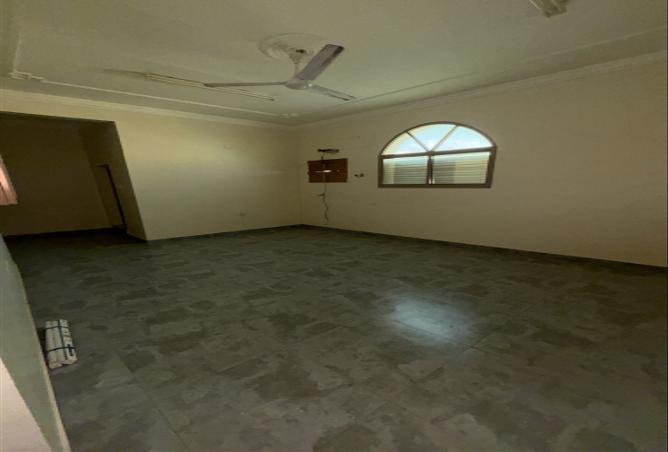 977580 - Property Image 2