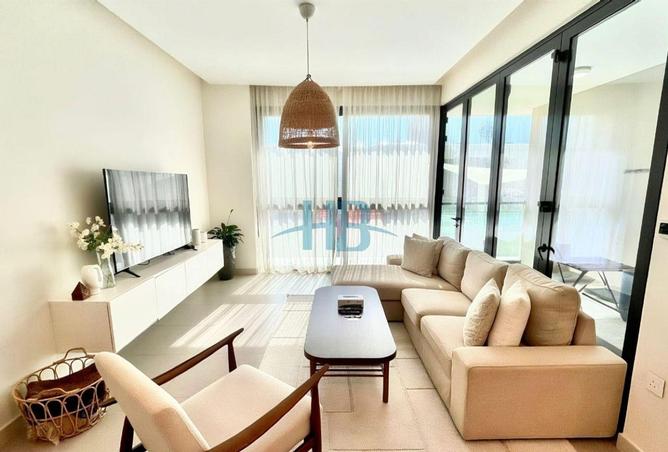 992473 - Property Image 3