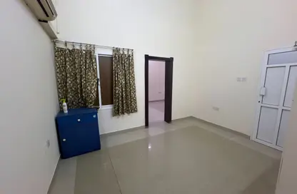 Apartment - 1 Bedroom - 1 Bathroom for rent in Salmaniya - Manama - Capital Governorate