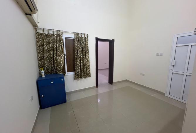 984917 - Property Main Image