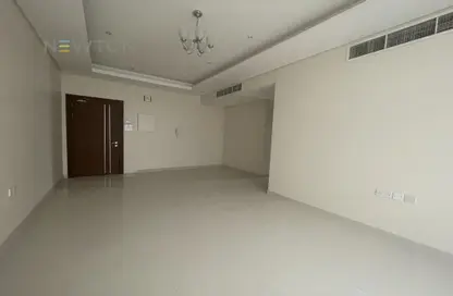 صورة لـ غرفة فارغة شقة - 2 غرف نوم - 2 حمامات للبيع في السيف - محافظة العاصمة ، صورة رقم 1