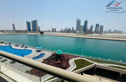 Apartment - 2 Bedrooms - 3 Bathrooms for rent in Reef Island - Capital Governorate