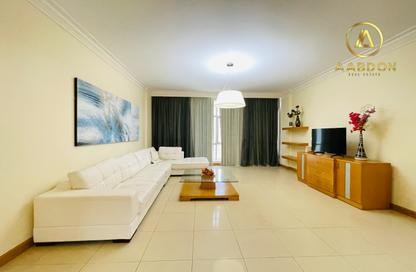 Apartment - 3 Bedrooms - 3 Bathrooms for rent in Al Juffair - Capital Governorate
