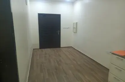Apartment - Studio - 1 Bathroom for rent in Tubli - Central Governorate