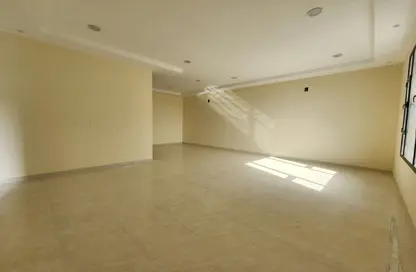 Villa - 5 Bedrooms - 6 Bathrooms for sale in Galali - Muharraq Governorate