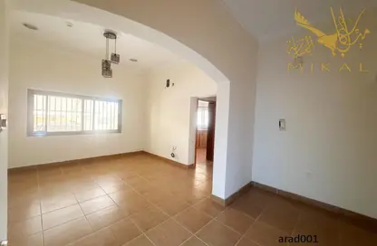 Apartment - 2 Bedrooms - 2 Bathrooms for rent in Arad - Muharraq Governorate
