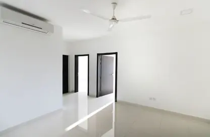 Office Space - Studio - 2 Bathrooms for rent in Tubli - Central Governorate