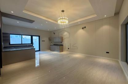 Villa - 4 Bedrooms - 6 Bathrooms for sale in Busaiteen - Muharraq Governorate