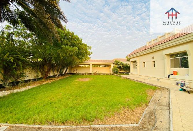 952639 - Property Image 3