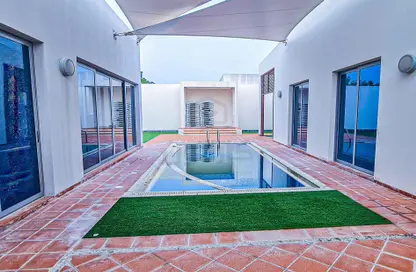 Pool image for: Villa - 3 Bedrooms - 4 Bathrooms for sale in Durrat Al Bahrain - Southern Governorate, Image 1