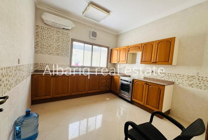 973143 - Property Image 2