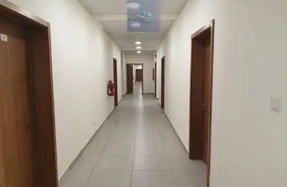 Labor Camp - Studio - 7+ Bathrooms for rent in Salmabad - Central Governorate