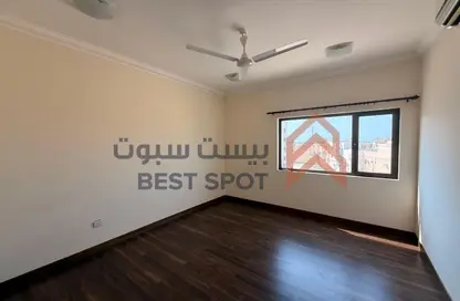 شقة - 3 غرف نوم - 2 حمامات للايجار في الجنبية - المحافظة الشمالية