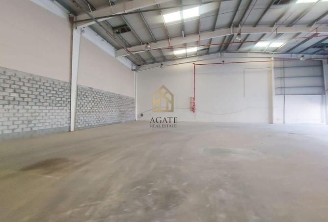 981649 - Property Image 3