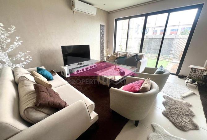 980471 - Property Image 2