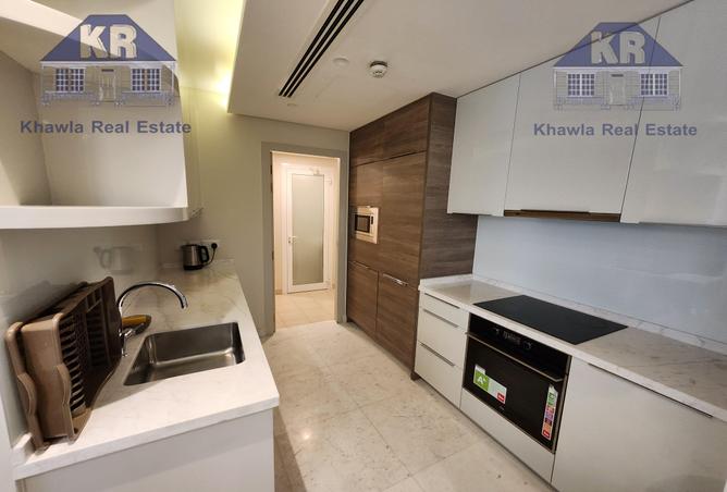 906367 - Property Image 3