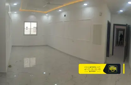 Empty Room image for: Apartment - 4 Bedrooms - 5 Bathrooms for sale in Riffa - Southern Governorate, Image 1