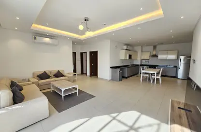 Apartment - 2 Bedrooms - 2 Bathrooms for rent in Janabiya - Northern Governorate