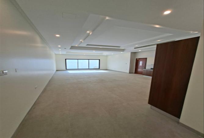 982270 - Property Image 3