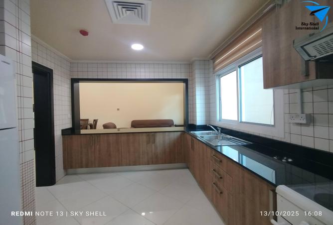 962742 - Property Image 2