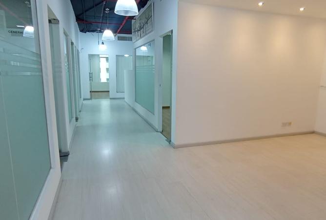 988879 - Property Main Image