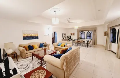 Villa - 4 Bedrooms - 4 Bathrooms for rent in Al Juffair - Capital Governorate