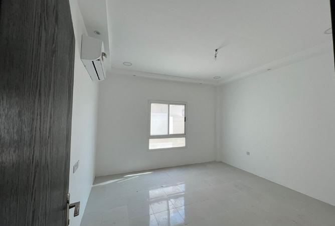 970328 - Property Image 2