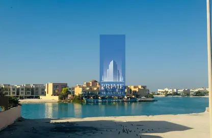 فيلا - 5 غرف نوم - 6 حمامات للايجار في أمواج هومز - أمواج - المحرق