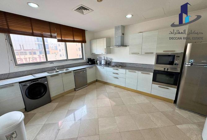 988464 - Property Image 2