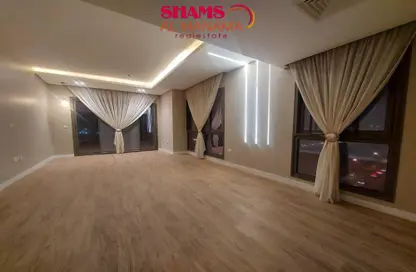Apartment - 2 Bedrooms - 2 Bathrooms for rent in Hidd - Muharraq Governorate