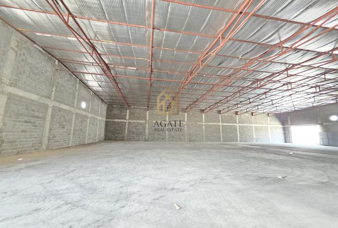 Warehouse - Studio for rent in Buri - Northern Governorate