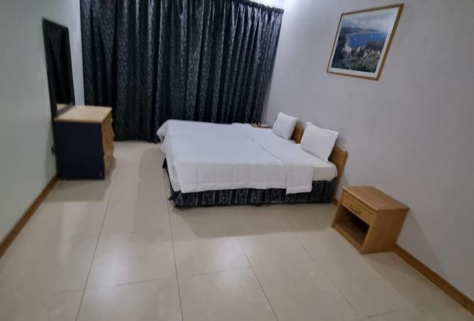 958771 - Property Image 3