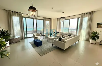 شقة - 4 غرف نوم - 5 حمامات للبيع في مراسي البحرين - ديار المحرق - المحرق