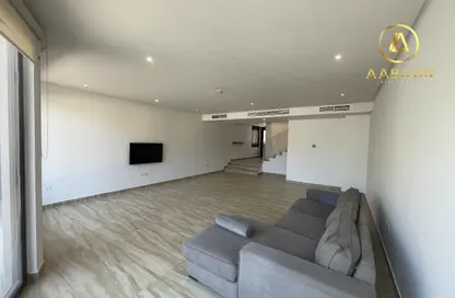 Apartment - 3 Bedrooms - 3 Bathrooms for rent in Amwaj Avenue - Amwaj Islands - Muharraq Governorate