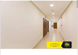 صورةردهة-ممر لـ: شقة - 4 غرف نوم - 3 حمامات للبيع في مدينة حمد - المحافظة الشمالية, صورة 1