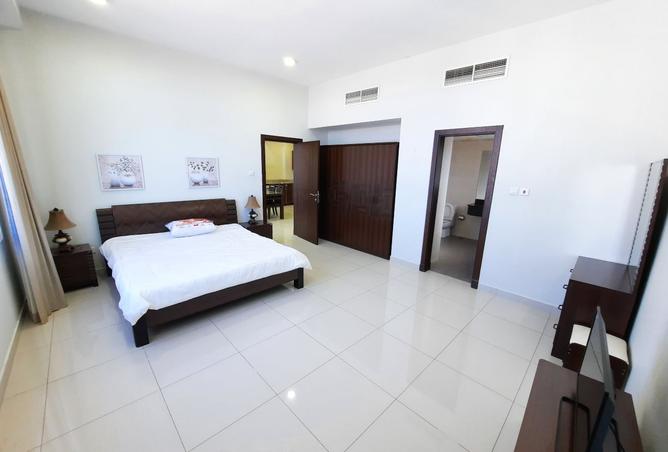 980563 - Property Image 2