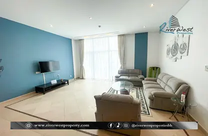 Apartment - 2 Bedrooms - 2 Bathrooms for rent in Al Juffair - Capital Governorate