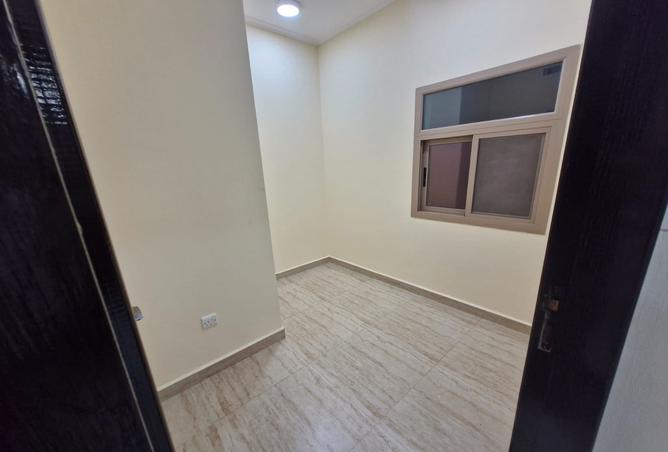 981673 - Property Image 3