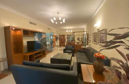 Apartment - 2 Bedrooms - 3 Bathrooms for rent in Al Juffair - Capital Governorate