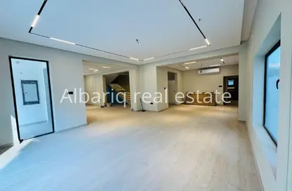 Villa - 4 Bedrooms - 6 Bathrooms for sale in Al Juffair - Capital Governorate