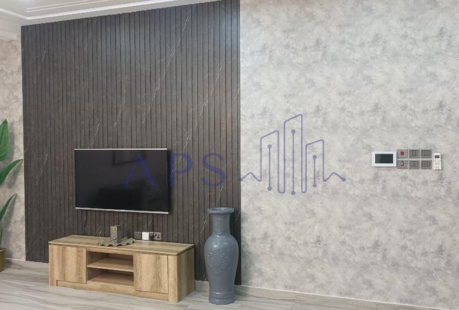 927081 - Property Image 2