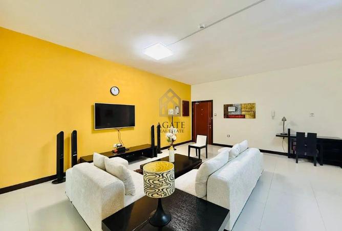 986408 - Property Image 2