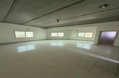 مكتب - استوديو - 1 حمام للايجار في عالي - المحافظة الوسطى